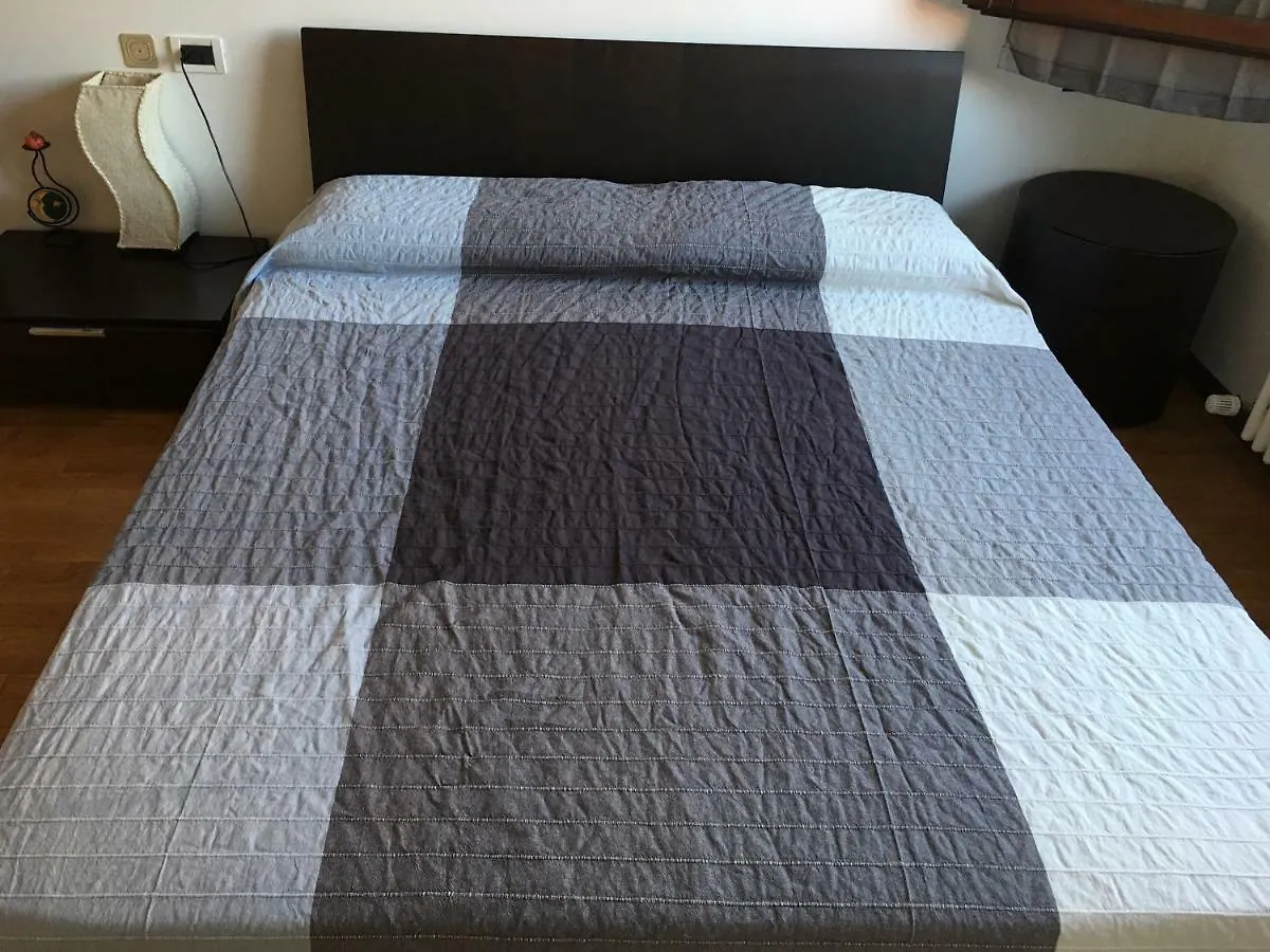 Dossetti 3 Daire Bolonya İtalya