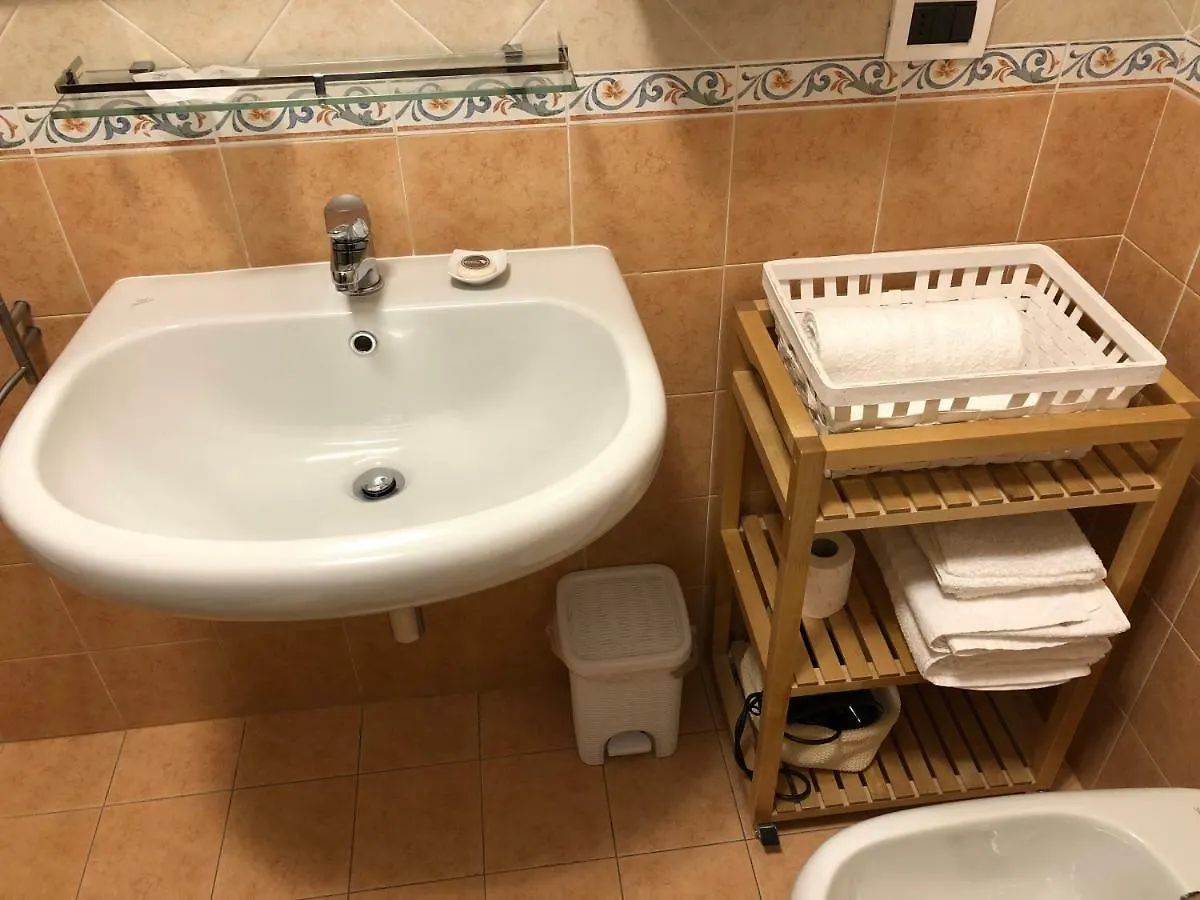 Dossetti 3 Apartament Bolonia